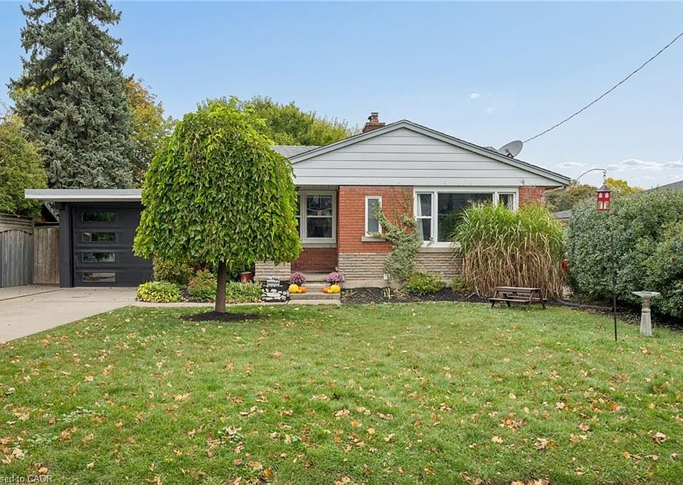 1st image of 16 Downey St