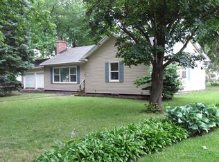 907 15th St, Onawa, IA 51040