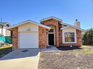 10934 Waterstone Ln, El Paso, TX 79934