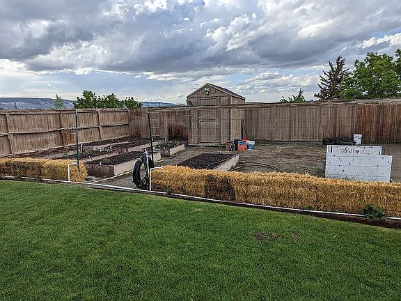 Garden started for 2023