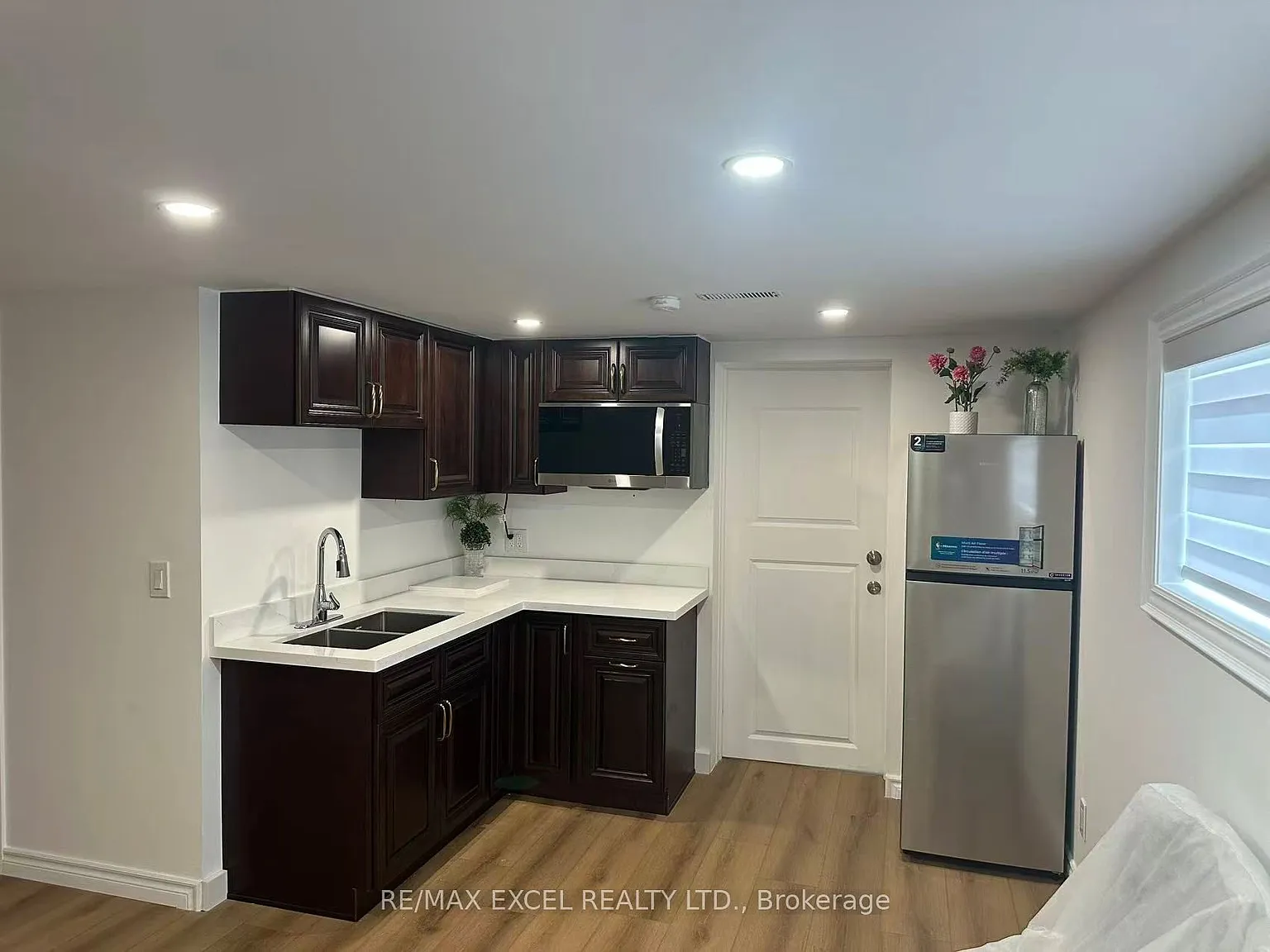 Studio, $1,690 — Photo 2