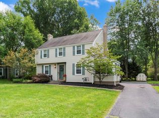 215 Griswold Dr, Youngstown, OH 44512