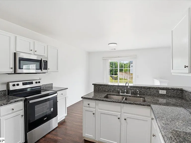 106 Reedy Falls Dr — Photo 13