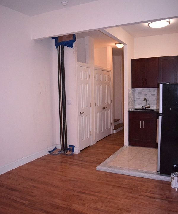 1st image of 509 E 81st St APT 1