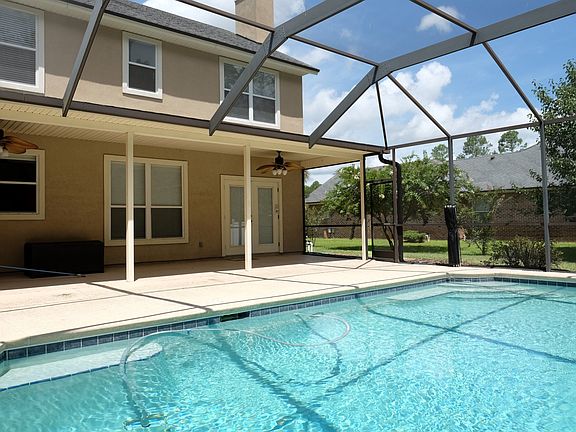 2nd image of 33310 Sunny Parke Cir