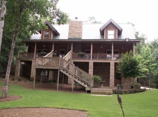 807 Paradise Point Dr, Columbiana, AL 35051