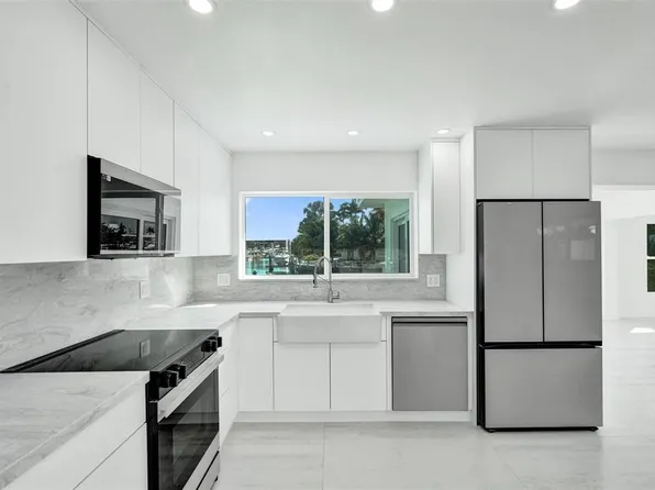 1960 SE 5th Ct, Pompano Beach, FL 33062