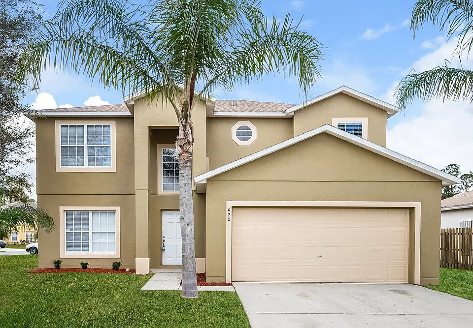 920 Cambridge Ct
