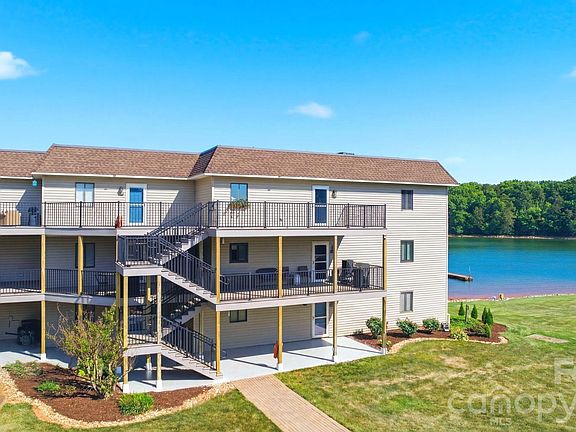 2nd image of 7831 Spinnaker Bay Dr Unit 301