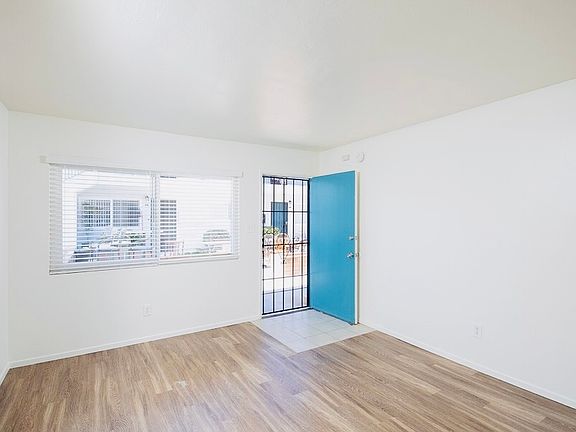 5th image of 13544 Grand Ave #1