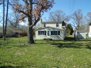 4314 Bayview Dr, Crystal Lake, IL 60014