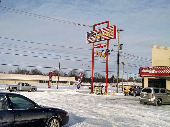 3rd image of 3085 S Dort Hwy