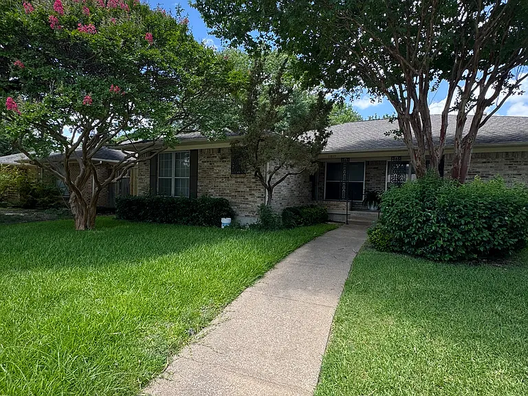 11037 Joymeadow Dr — Photo 1