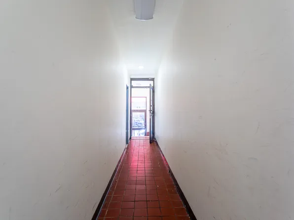 1727 East 14th Street image 30 of 31