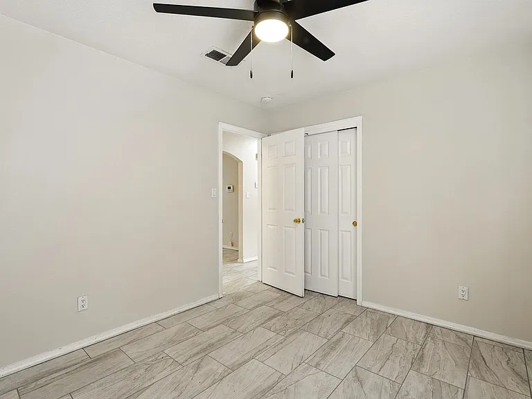 6505 Evesham Rd NW — Photo 21
