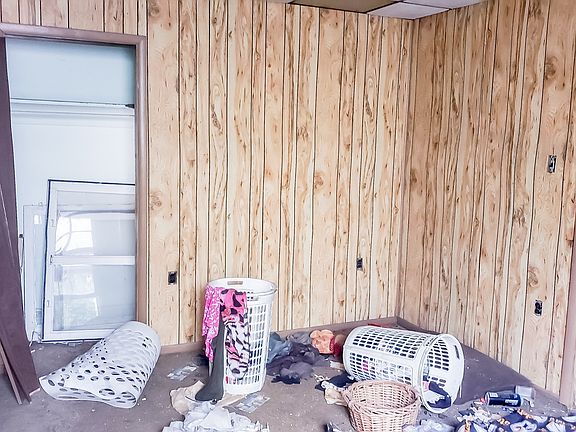 5th image of 810 Franklin Ave