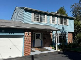 814 Caledonia St, Philadelphia, PA 19128