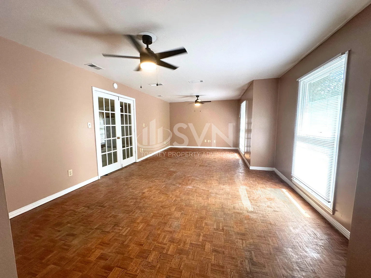 313 Vanderbilt Dr - 313 Vanderbilt Dr — Photo 2