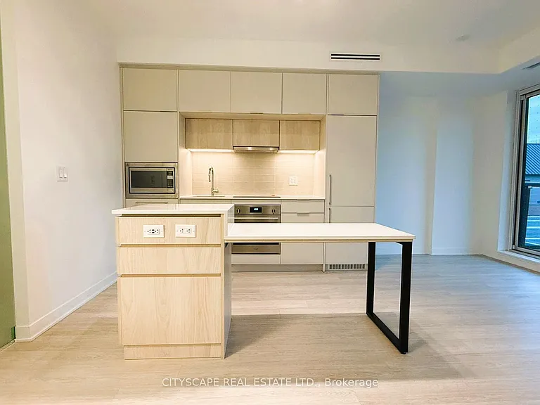 185 Alberta Ave #306 — Photo 32