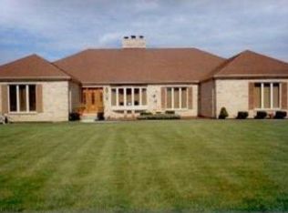 14120 Hawthorne Dr, Lemont, IL 60439