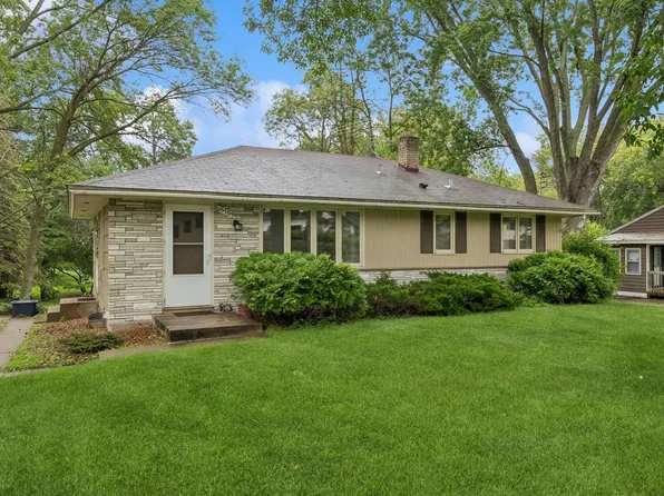 15708 Lake Street Ext, Minnetonka, MN 55345