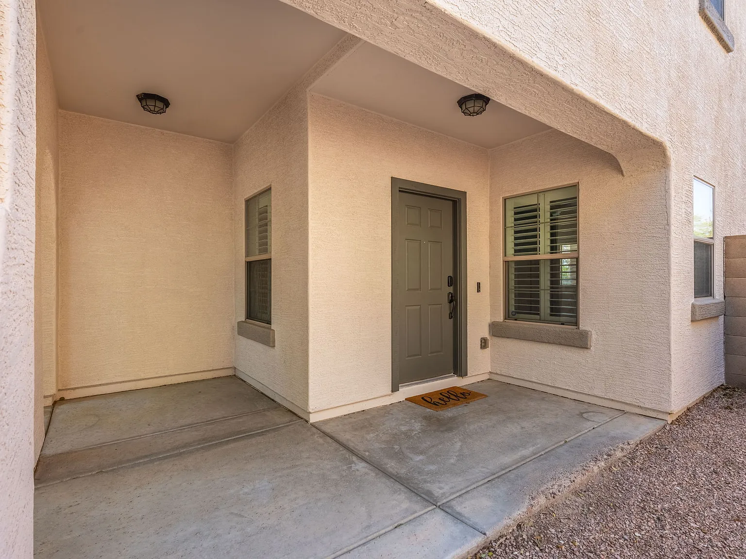 4 bed, 3.5 bath, 2172 sqft, $3,200 — Photo 3