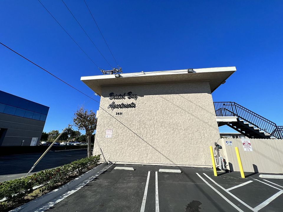 1st image of 1301 Baker St APT E