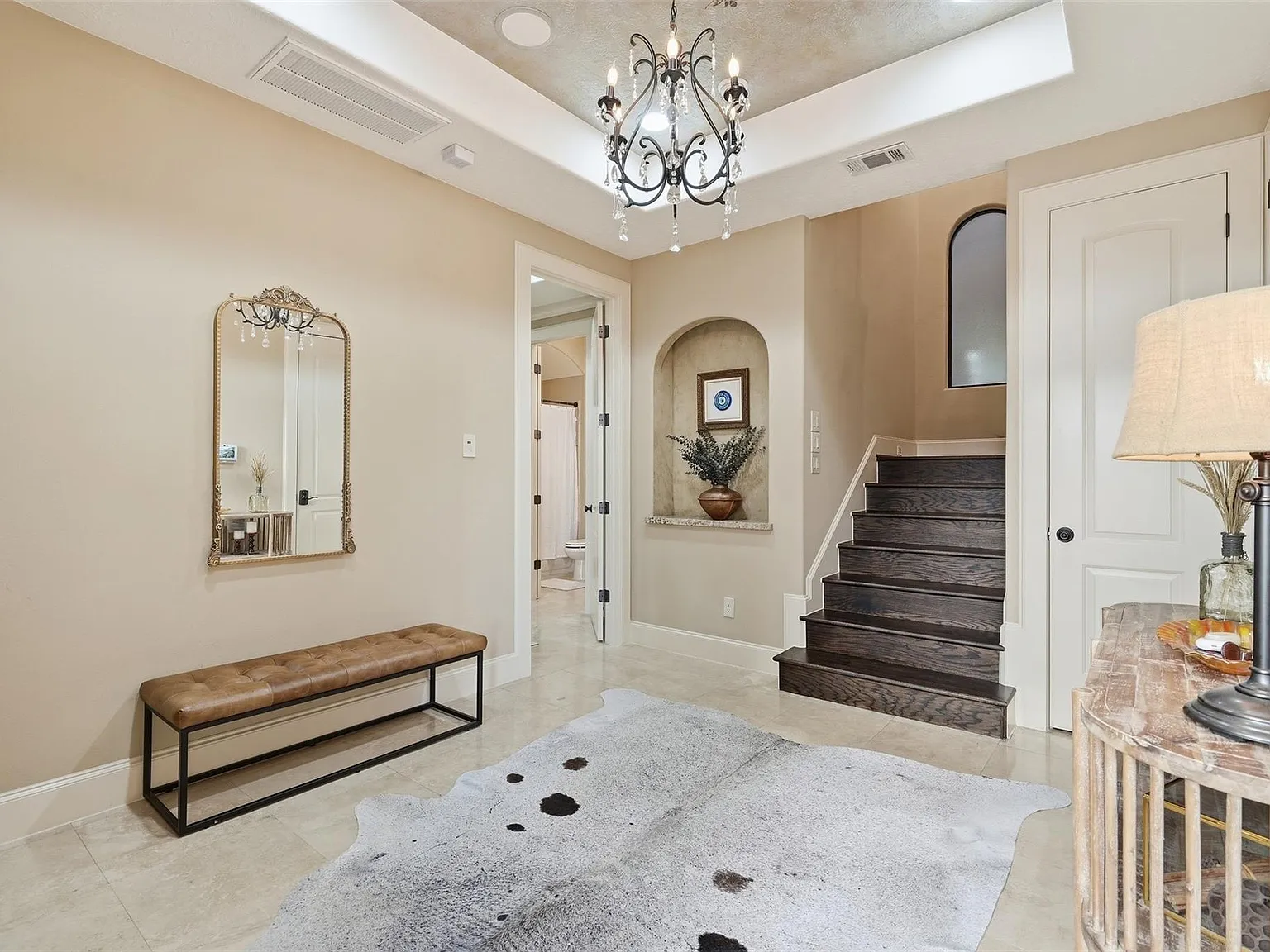 3 bed, 3.5 bath, 2273 sqft, $3,950 — Photo 4
