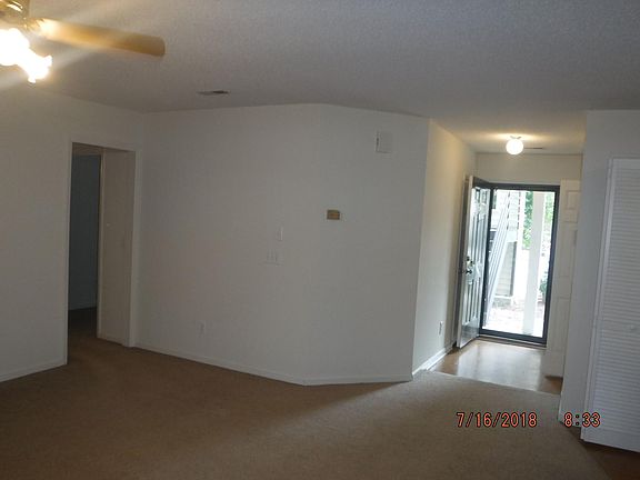 5th image of 2938 Mulberry Ln Unit B