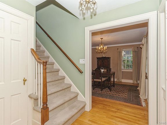 4th image of 8 Orchid Street