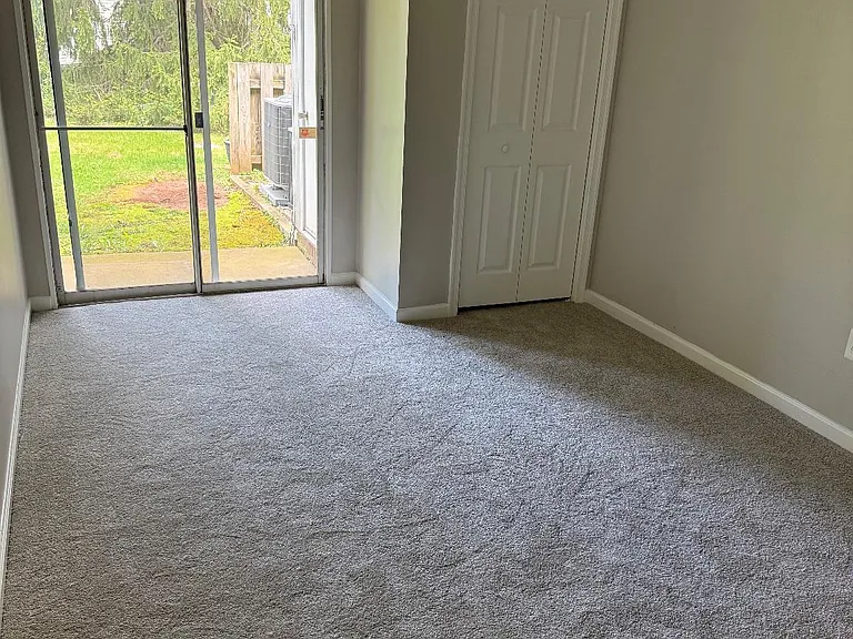 1203 Crosshill Ct — Photo 14