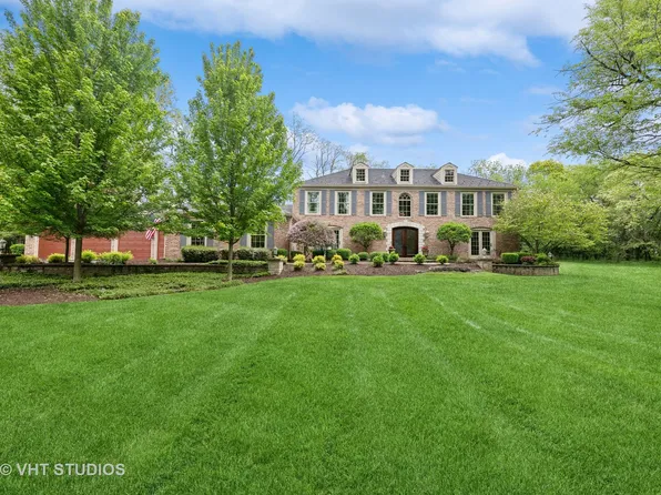 307 Ridge Rd, Barrington, IL 60010