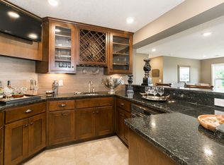 2700 Northwest Blvd, Victoria, MN 55386