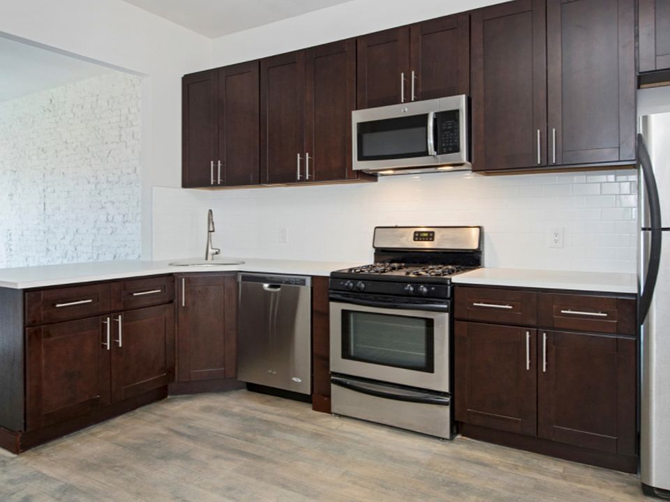 1st image of 678 Franklin Ave #2A
