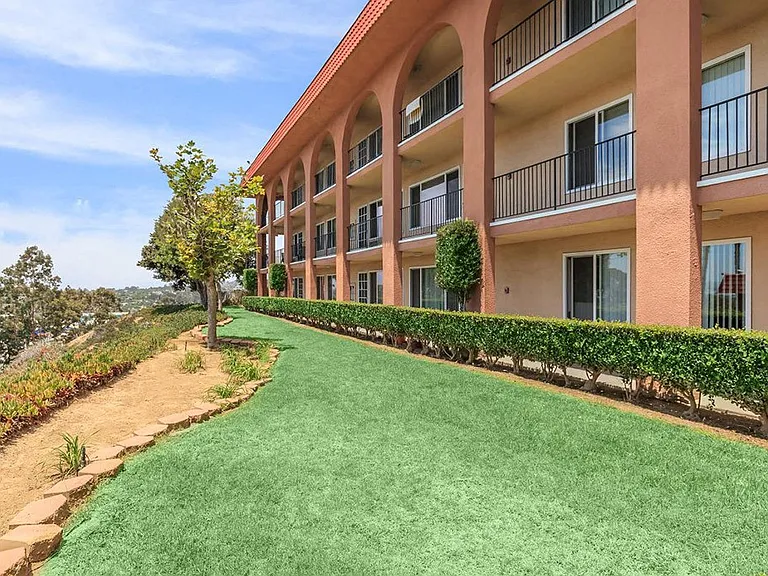 Villa Monair Apartments — Photo 8