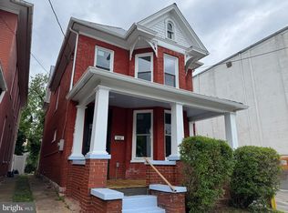 212 W John St, Martinsburg, WV 25401