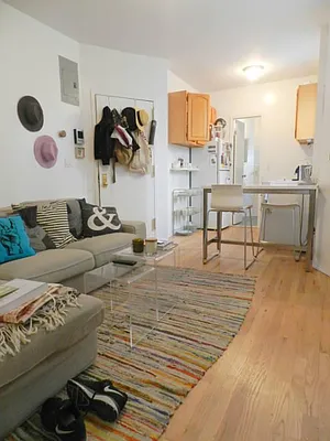 Rented by Living New York | media 1
