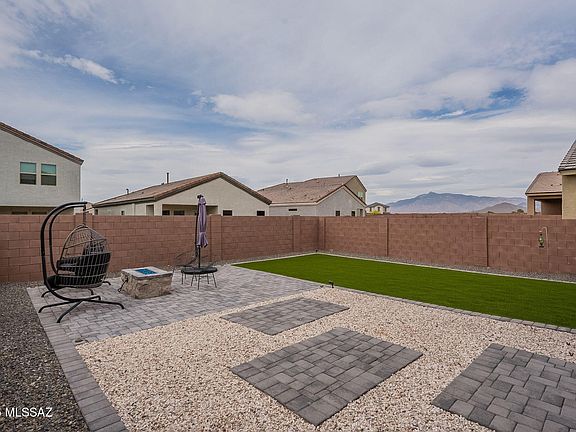 3rd image of 11267 S Weismann Dr