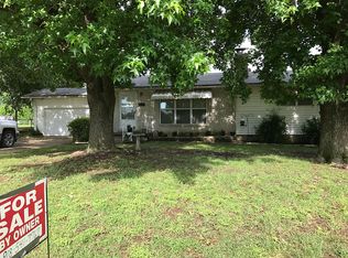 1115 S Hazel St, Grove, OK 74344