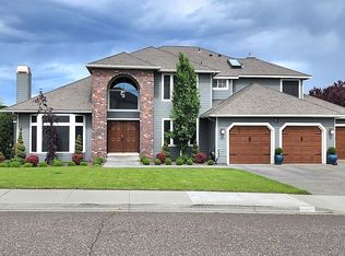 4112 S Green St, Kennewick, WA 99337