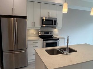 1020 Inverness Rd #106, Saanich, BC V8X0B1