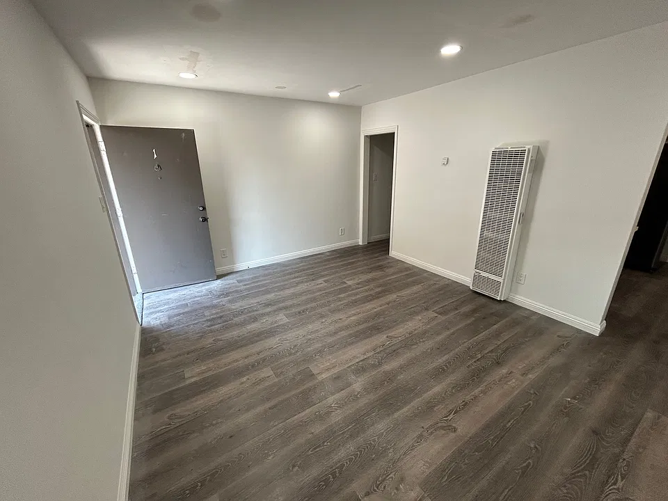 1132 Coronado Ter #3