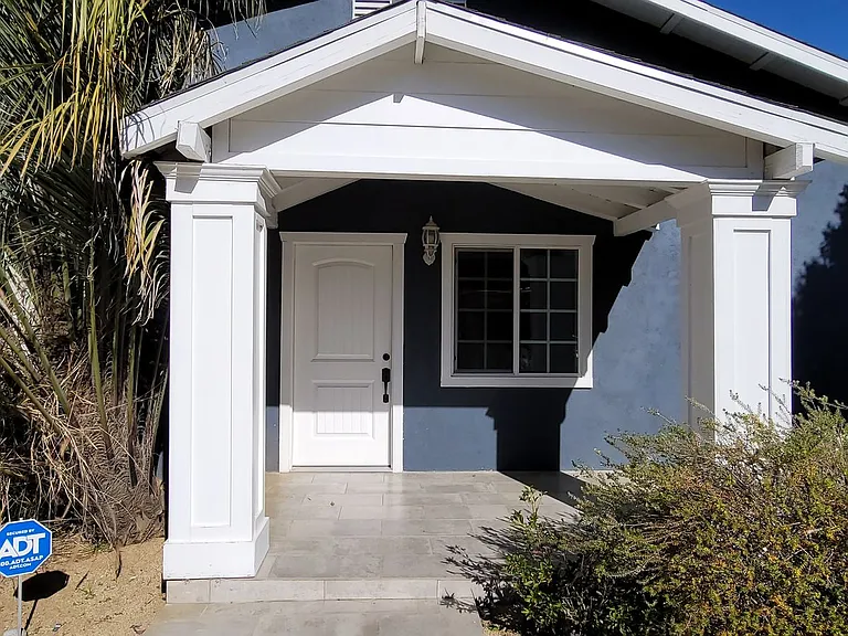 22509 Clarendon St — Photo 2
