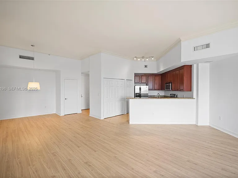 3001 NE 185th St #716 — Photo 29