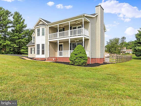 2nd image of 1001 Deer Mountain Dr