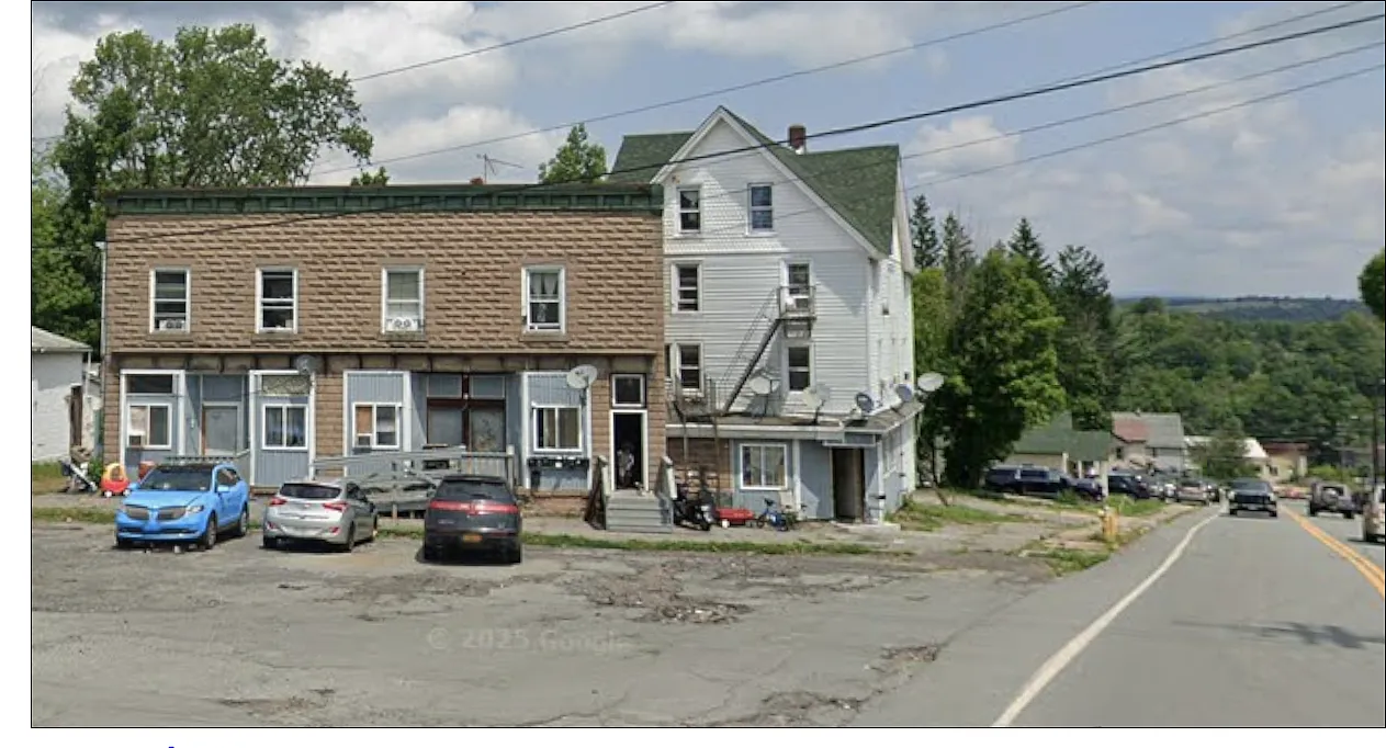 1 bed, $1,000 — Photo 1