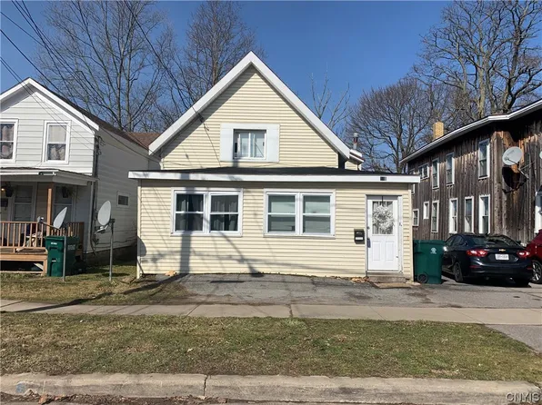 113 W Seneca St, Oswego, NY 13126
