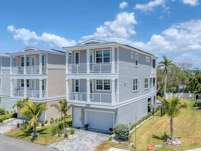 4357 Marina View Way — Photo 47
