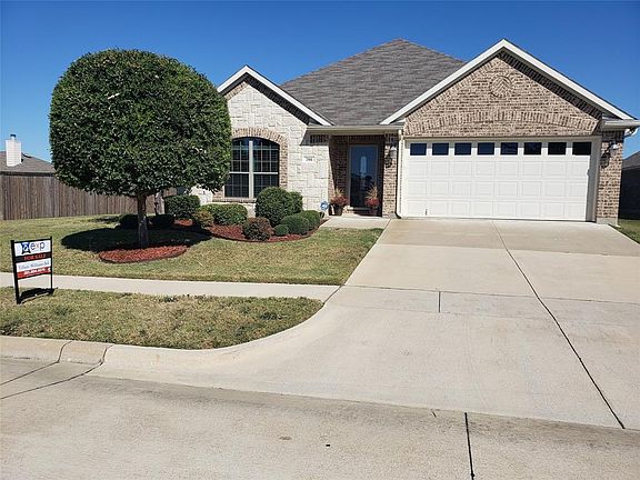 2nd image of 701 Guadalupe Ct