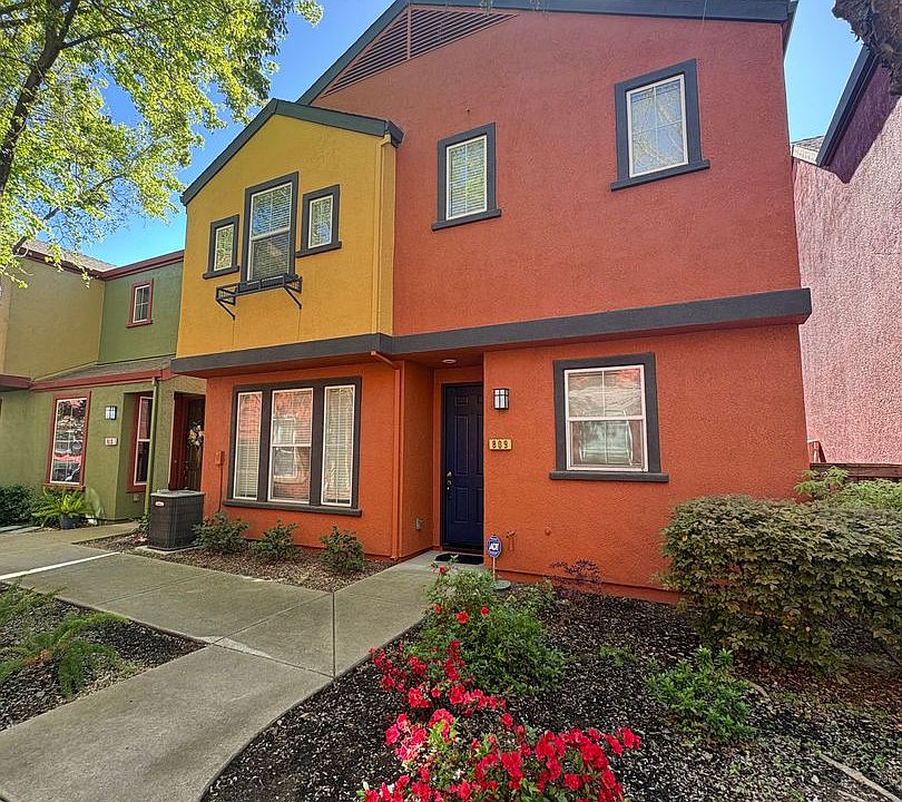 1st image of 809 Sinter Ln